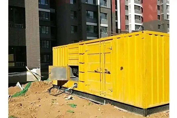 紫金发电机租赁中燃油压力过低会对发动机的哪些部件造成损坏？